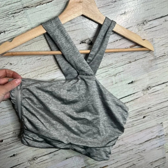 shakuhachi top  xs grey crop top - Picture 6 of 11